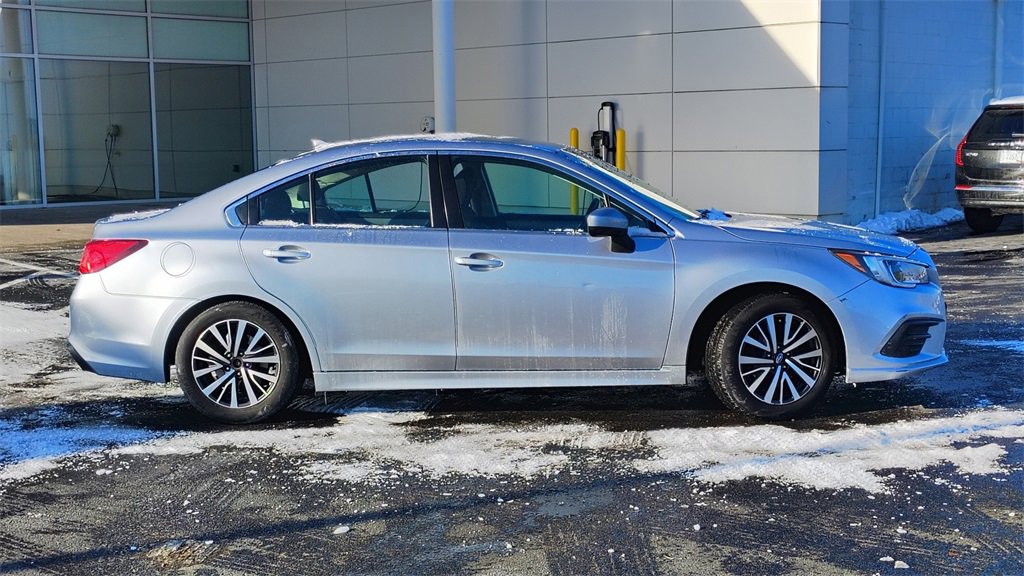 Used 2019 Subaru Legacy 2.5i Premium image 2