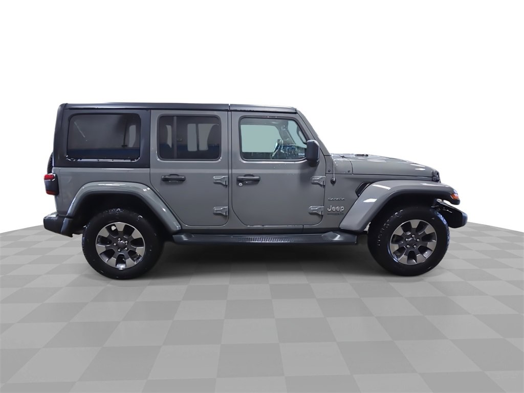 Used 2018 Jeep Wrangler Unlimited Sahara image 9