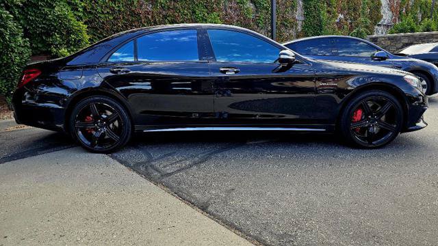 Used 2015 Mercedes-Benz S 63 AMG 4MATIC Sedan image 4