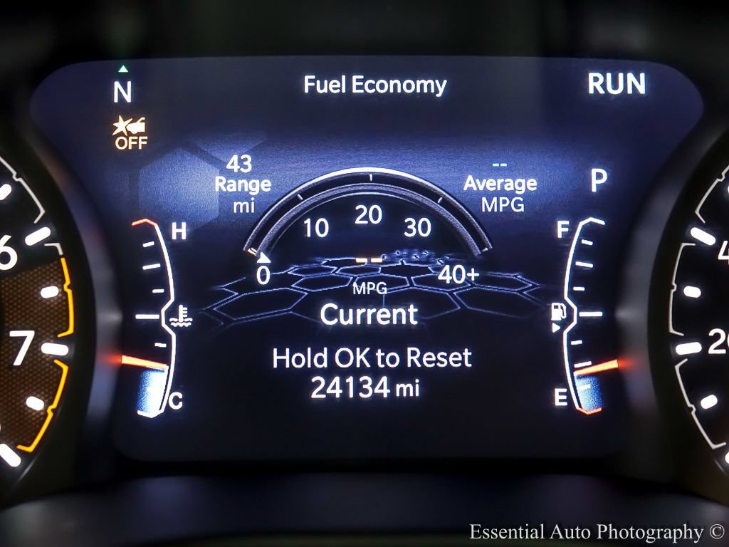 Used 2022 Jeep Compass Latitude FWD image 13