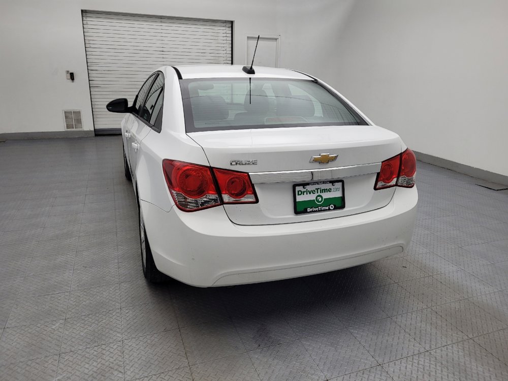 Used 2015 Chevrolet Cruze LS FWD image 6