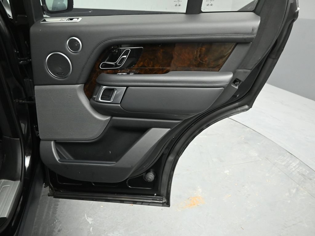 Used 2022 Land Rover Range Rover P525 Westminster Edition AWD/4WD image 29