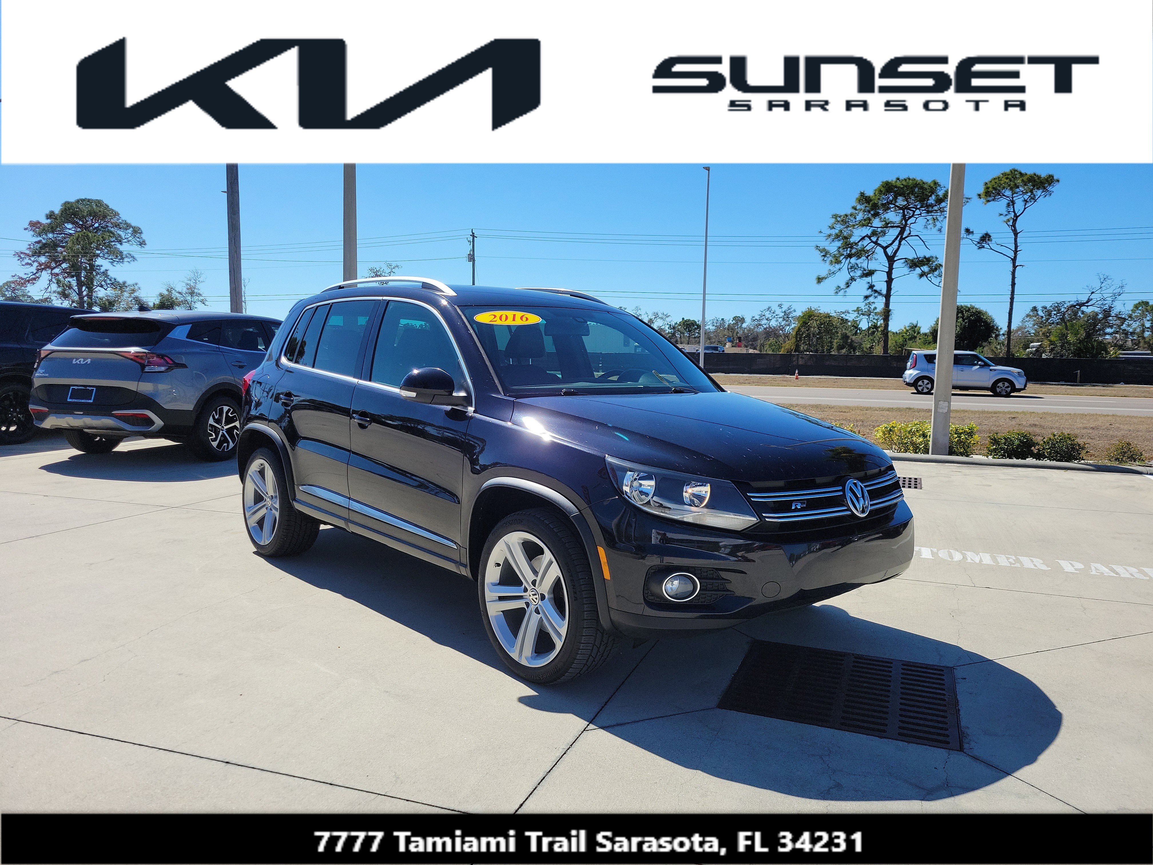 Used 2016 Volkswagen Tiguan R-Line image 1