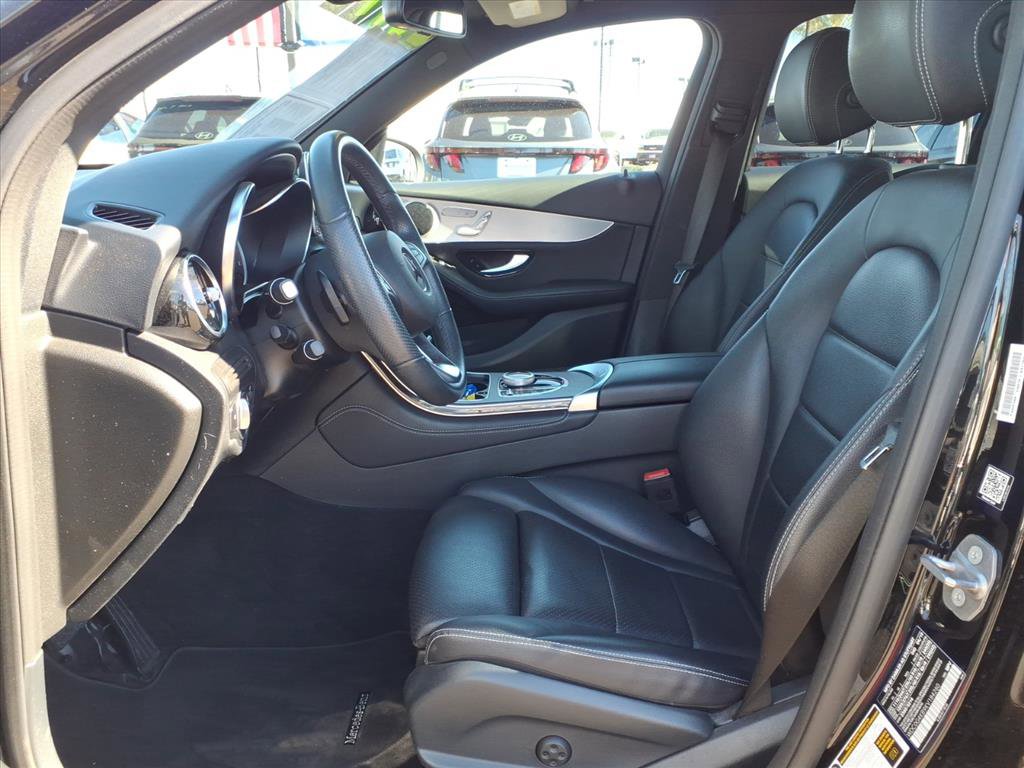 Used 2019 Mercedes-Benz GLC 300 GLC 300 image 19