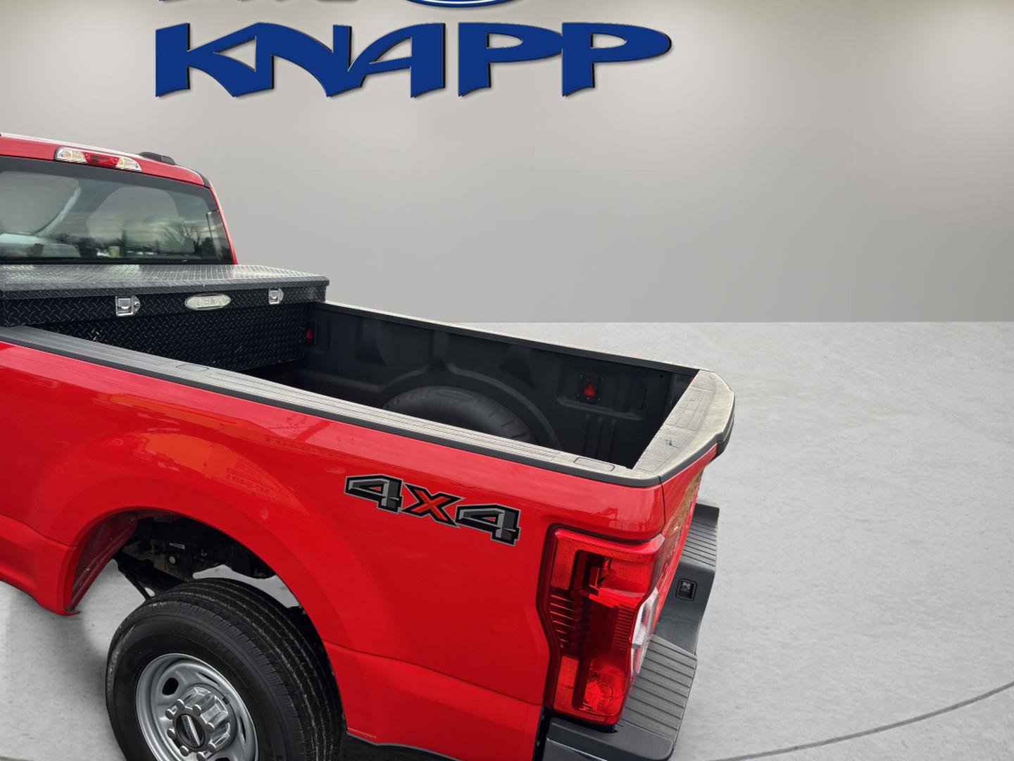 Used 2022 Ford F250 XL w/ Power Equipment Group image 6