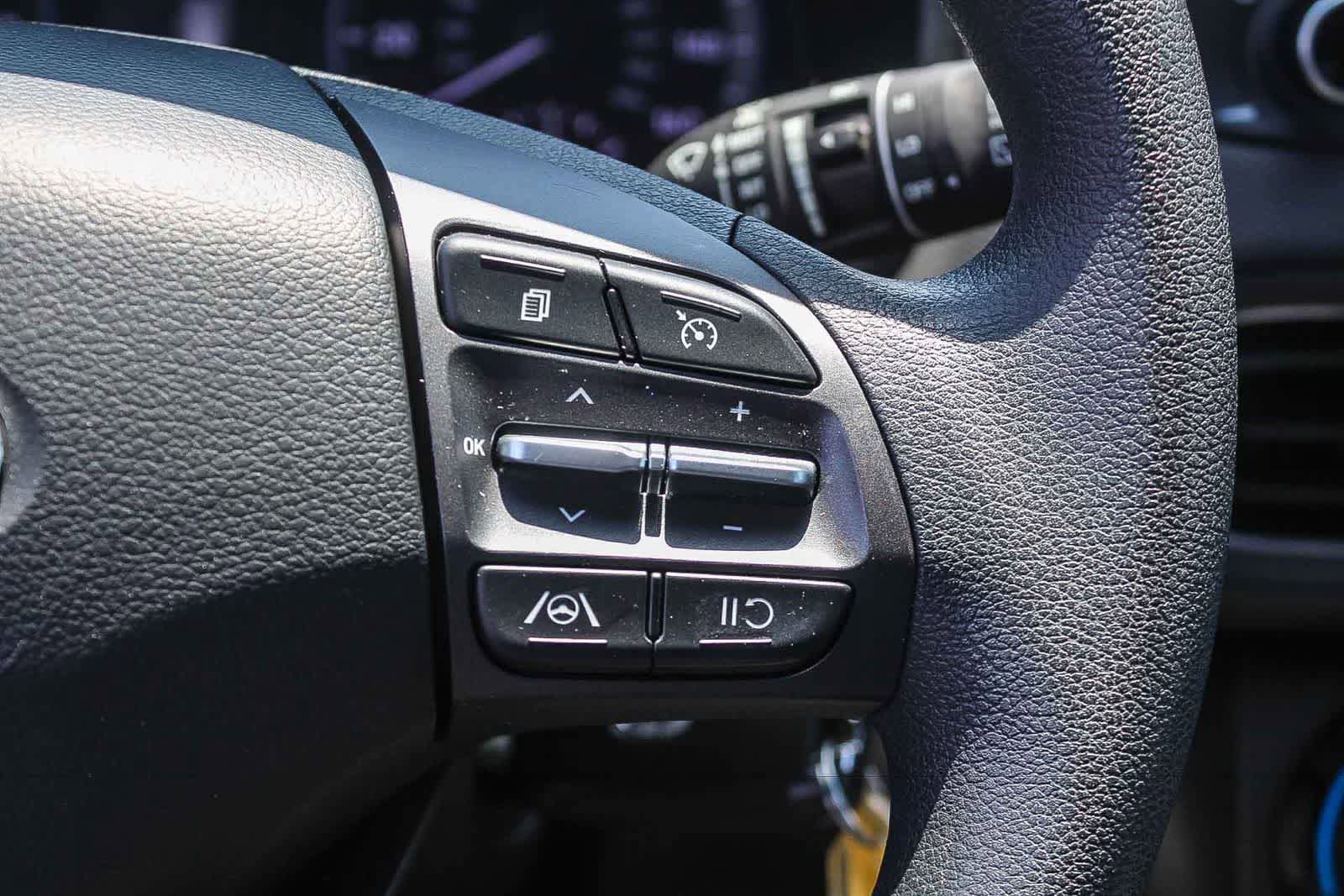 Certified 2023 Hyundai Kona SE AWD/4WD image 34