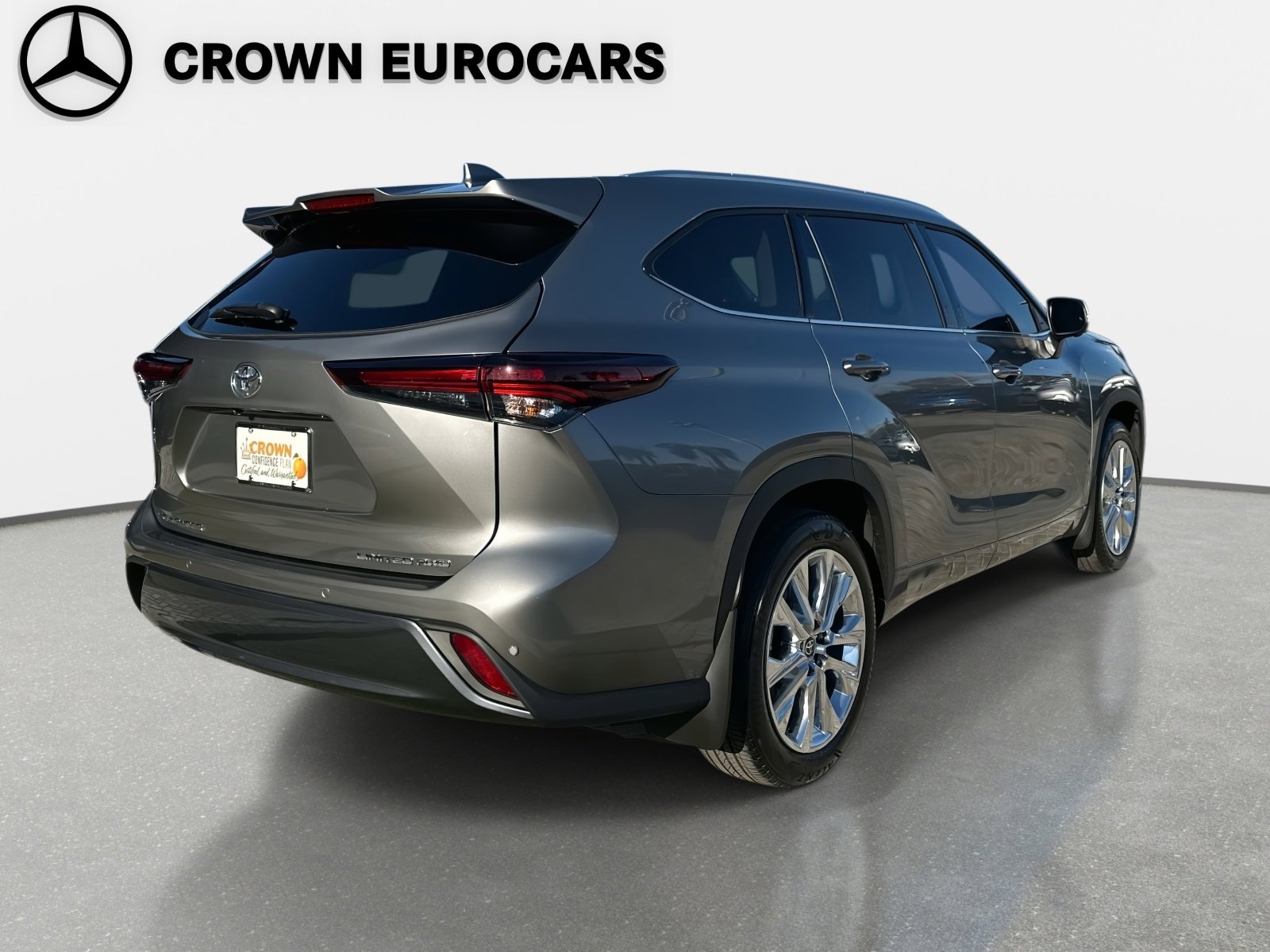 Used 2025 Toyota Highlander Limited image 5