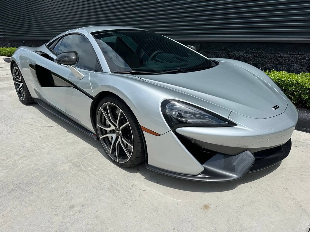 Used 2019 McLaren 570S Spider RWD image 12