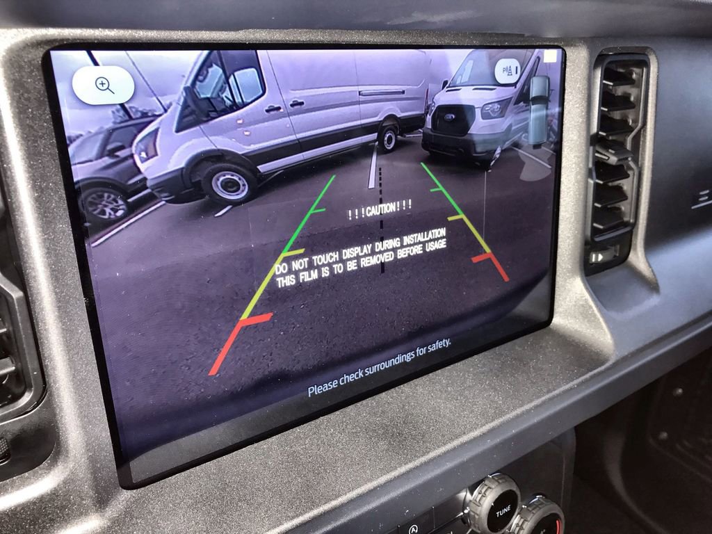 New 2025 Ford Bronco Badlands image 17