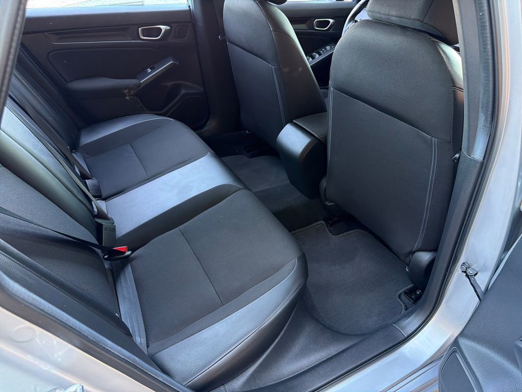 Used 2025 Honda Civic Sport image 31