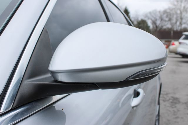 Used 2017 Alfa Romeo Giulia Sprint w/ Cold Weather Package image 7