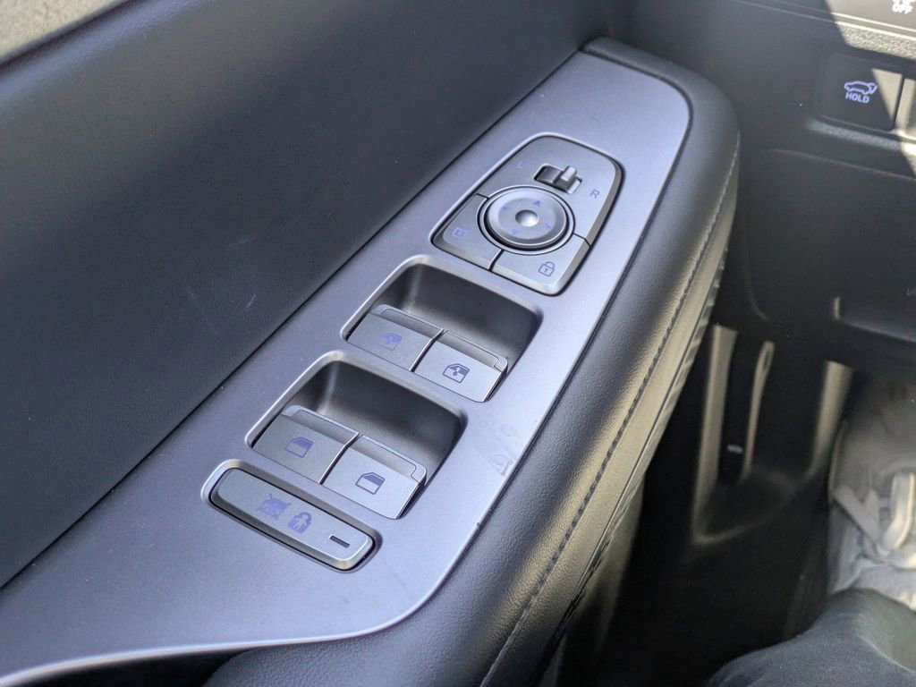 Used 2024 Hyundai Palisade Limited image 24