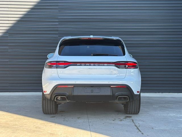 Used 2026 Porsche Macan AWD/4WD image 6