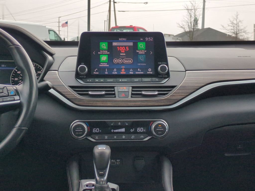 Used 2021 Nissan Altima 2.5 Platinum AWD/4WD image 18