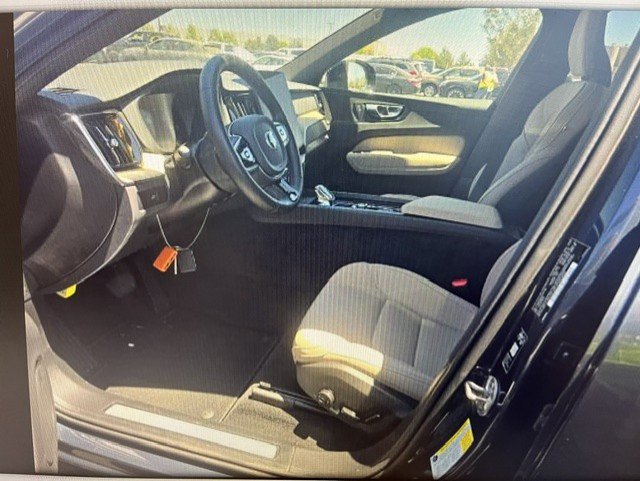 Used 2026 Volvo XC60 B5 Plus AWD/4WD image 3