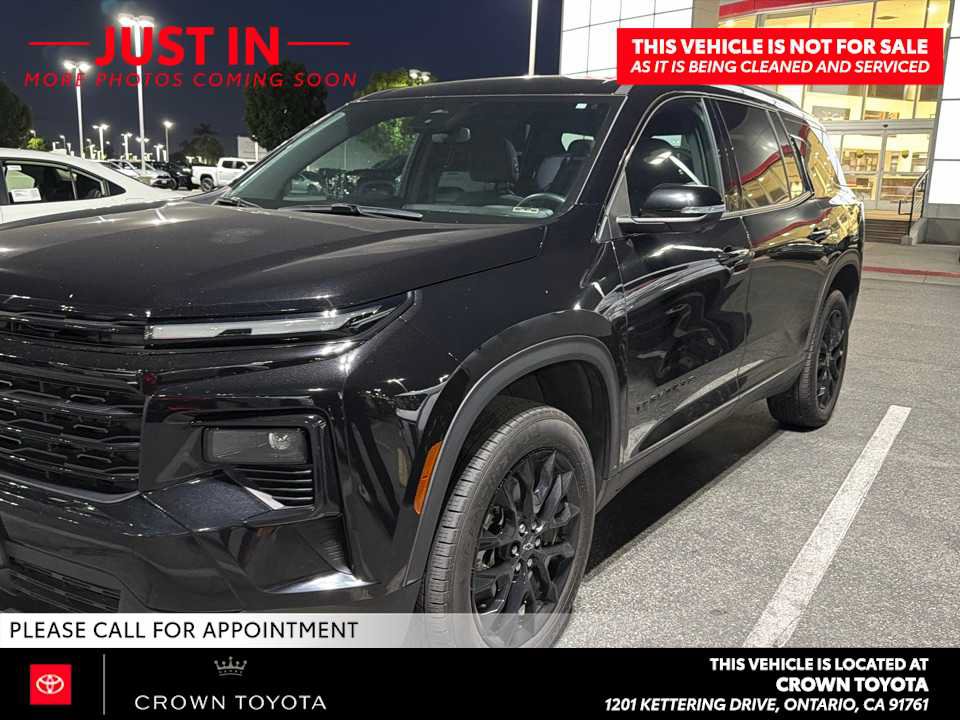 Used 2024 Chevrolet Traverse LT w/ Midnight/Sport Edition