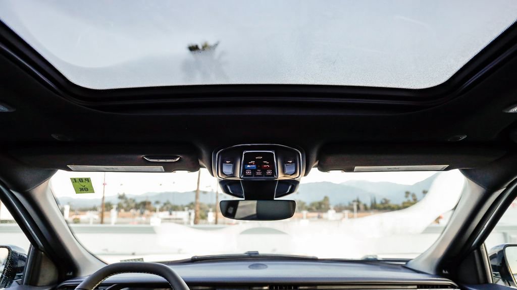 New 2026 Jeep Cherokee Limited image 19