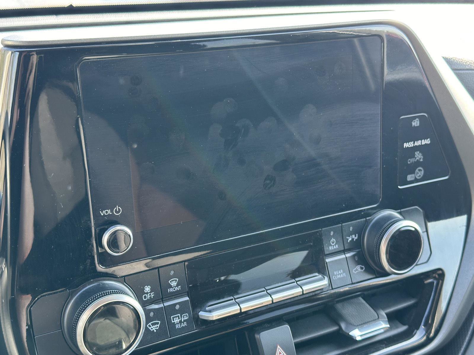 Certified 2024 Toyota Highlander LE image 12