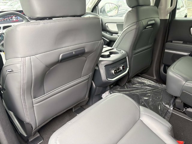 New 2026 Ford Expedition Active RWD image 17
