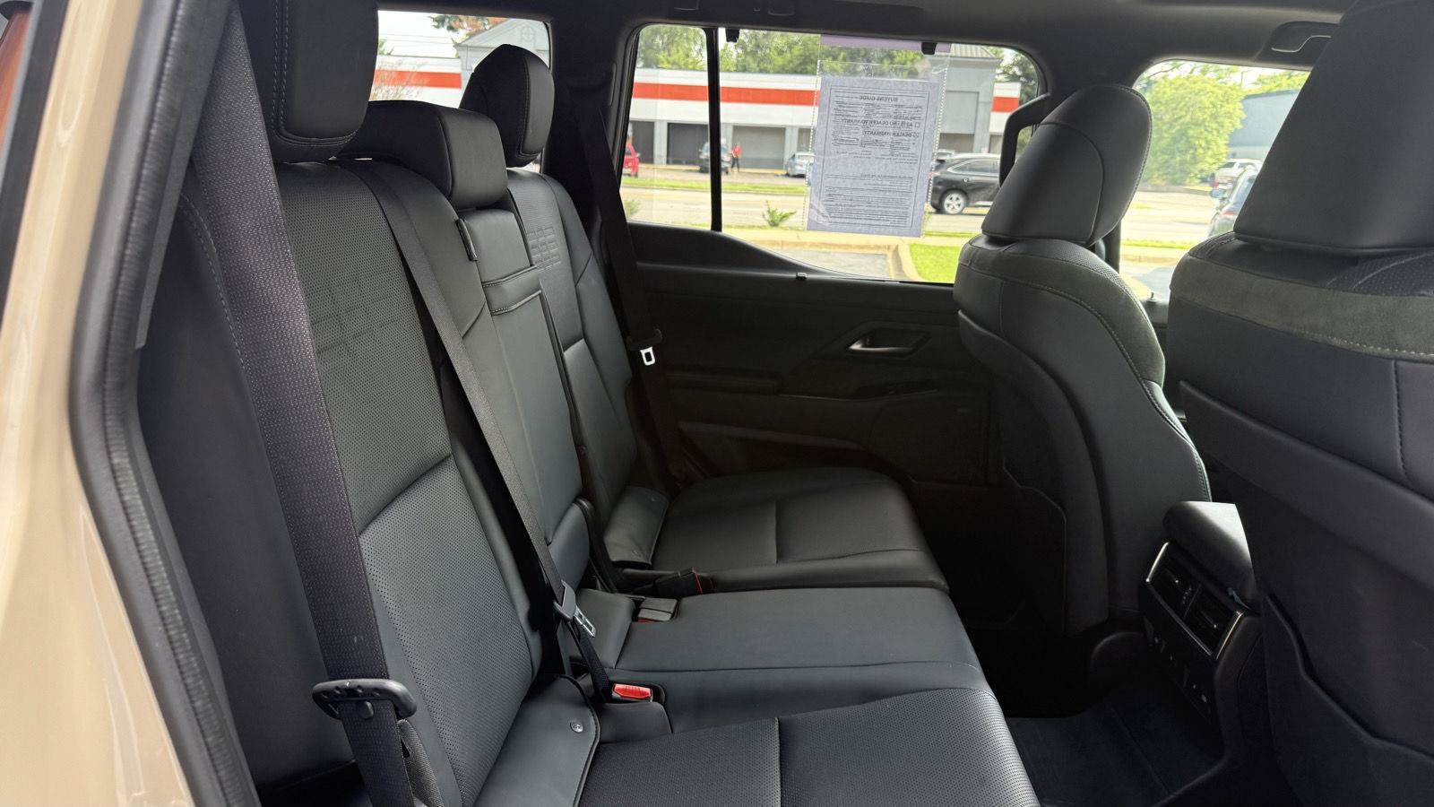 Used 2025 Lexus GX 550 AWD/4WD image 44