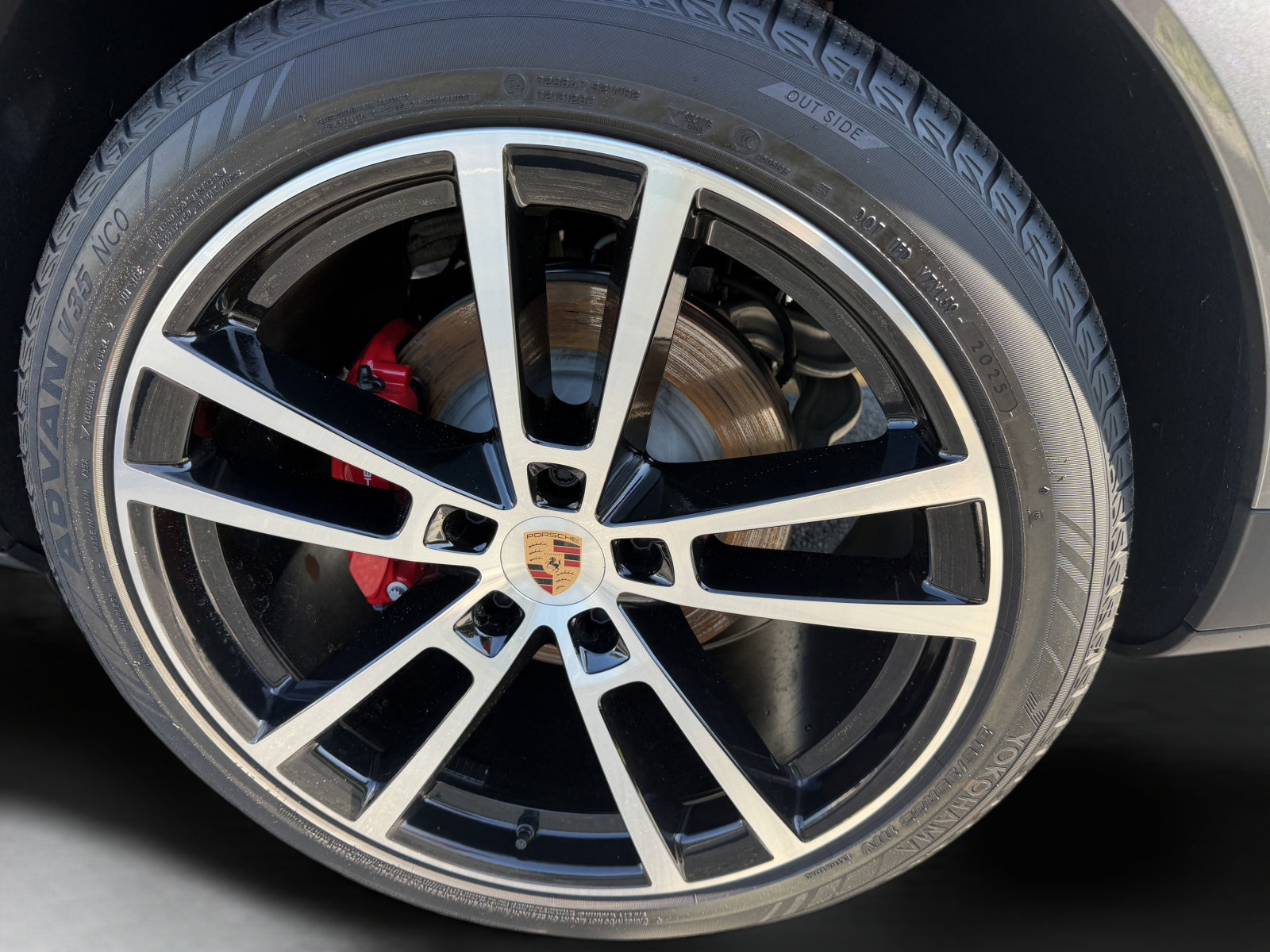 Certified 2026 Porsche Cayenne S AWD/4WD image 9