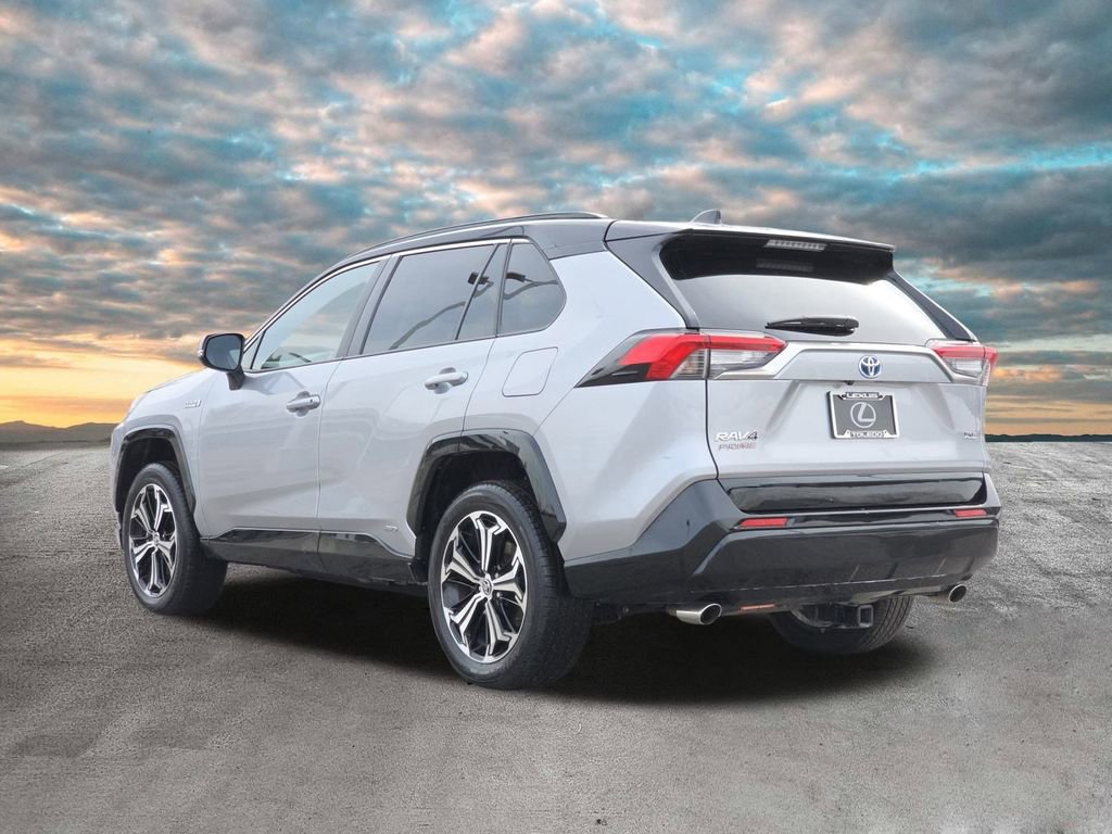 Used 2024 Toyota RAV4 XSE w/ Weather Package image 6