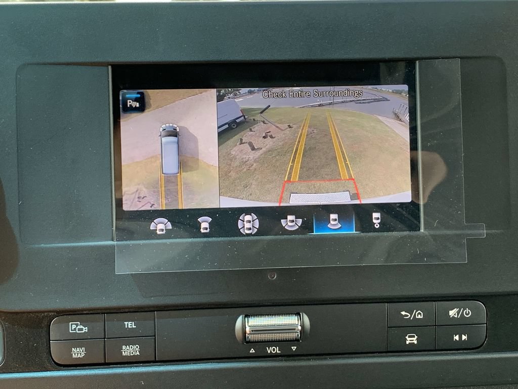 Used 2023 Mercedes-Benz Sprinter 2500 image 17