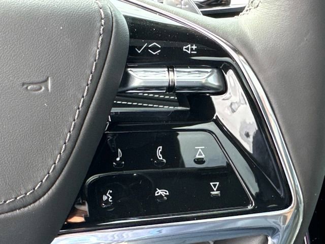 New 2026 Cadillac Escalade Platinum Sport w/ LPO, ONYX Package image 27