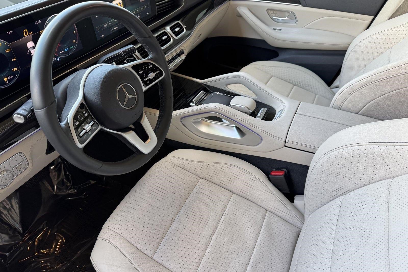 Used 2020 Mercedes-Benz GLS 450 4MATIC image 4
