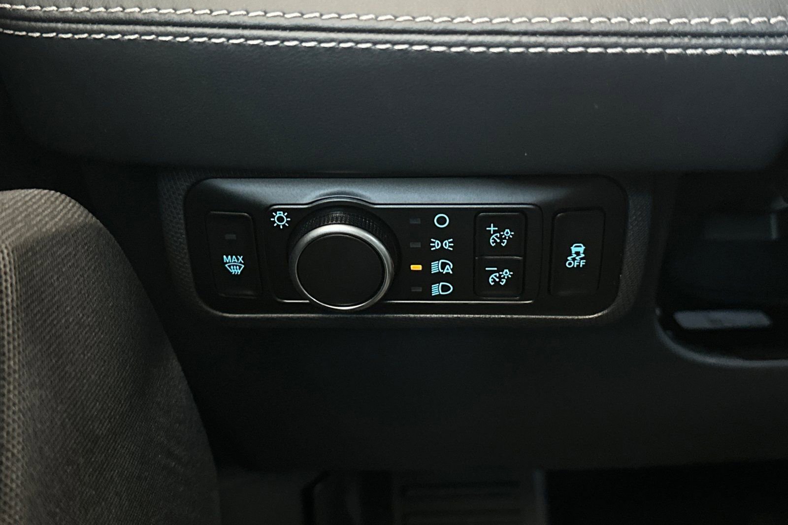 New 2026 Ford Mustang Mach-E Select RWD image 27
