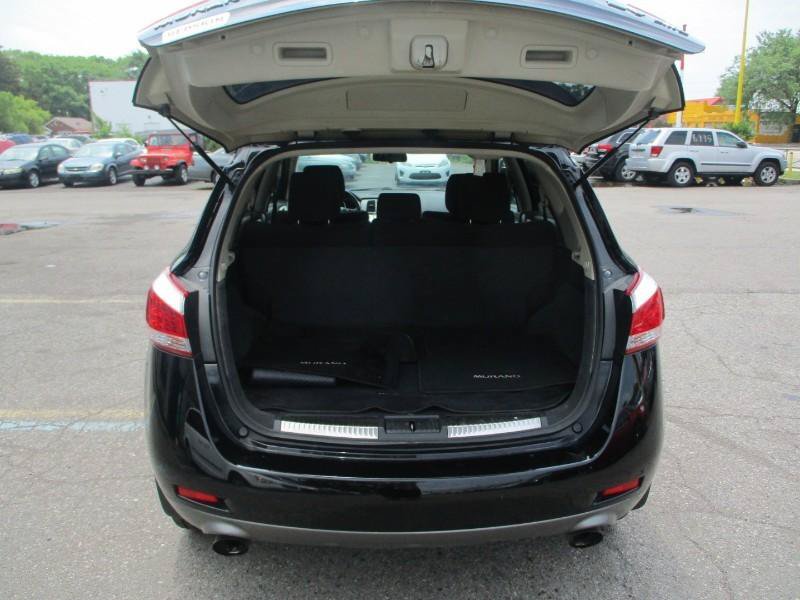 Used 2012 Nissan Murano SV AWD/4WD image 6