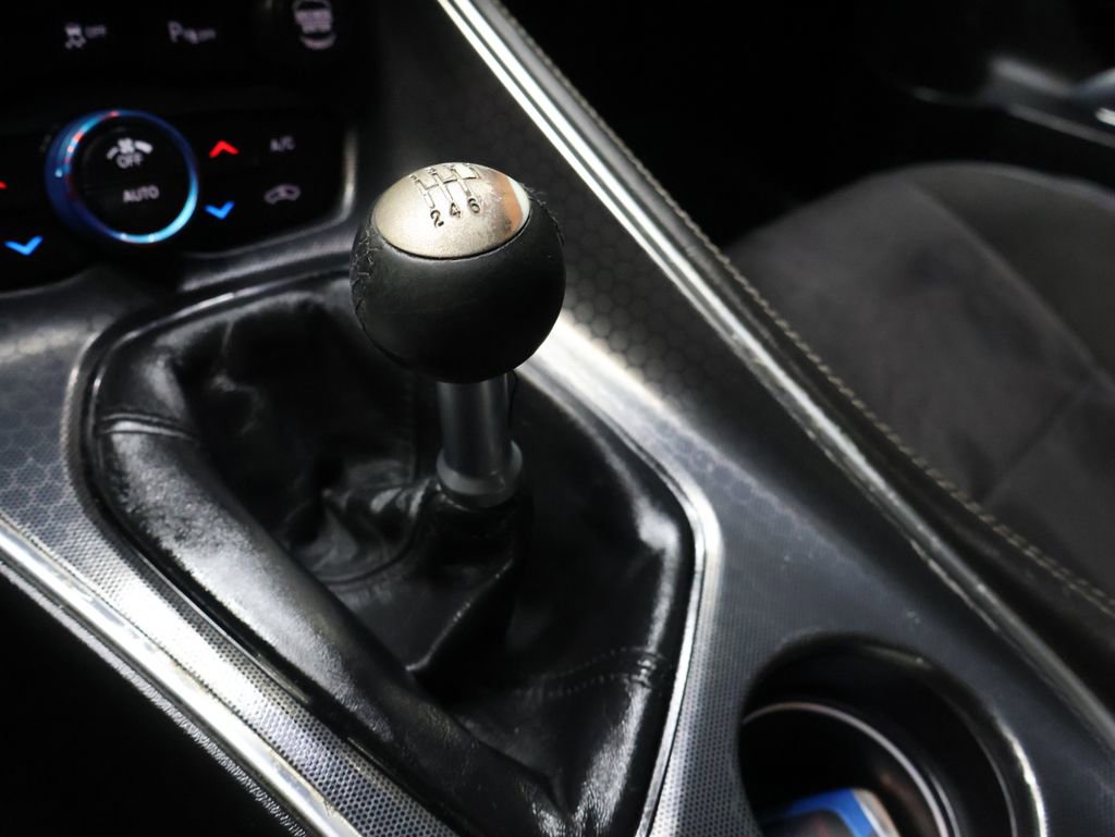 Used 2016 Dodge Challenger R/T Scat Pack w/ Leather Interior Group image 24