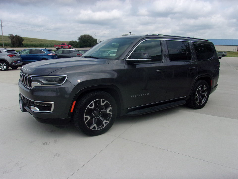 Used 2024 Jeep Wagoneer Series III w/ Flexible Seating Group AWD/4WD image 6