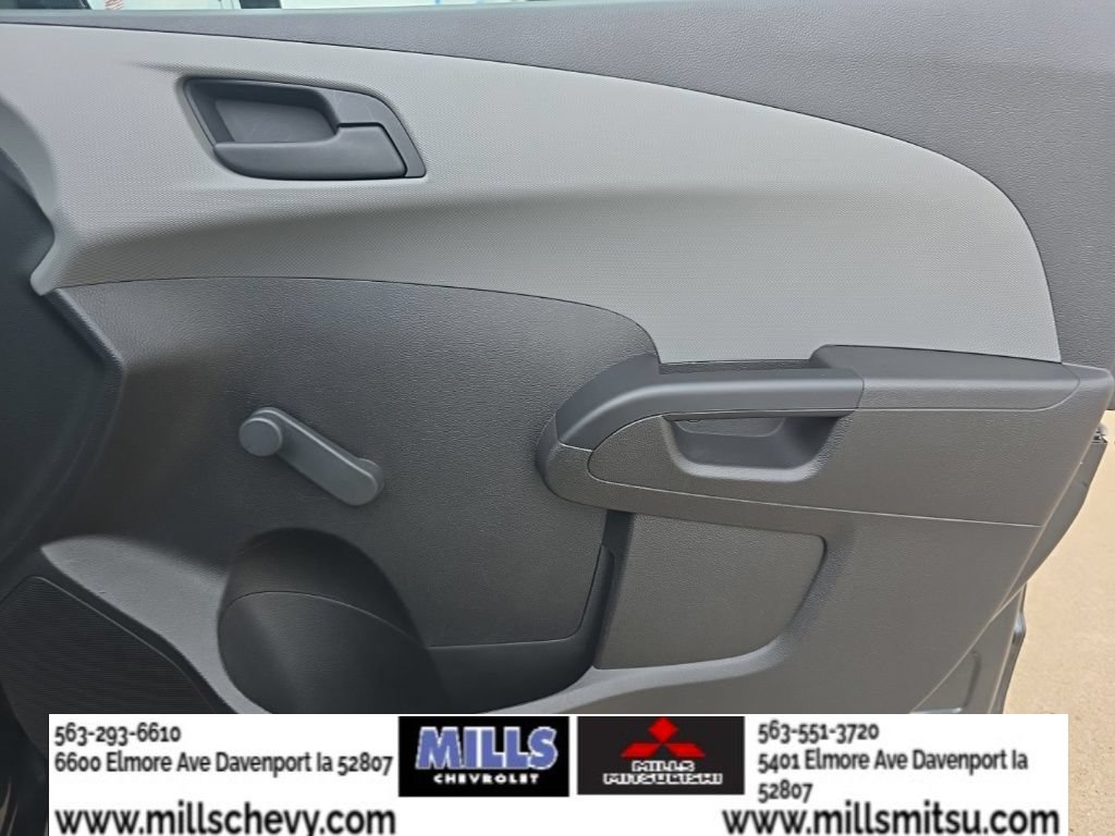 Used 2020 Chevrolet Sonic LT FWD image 21