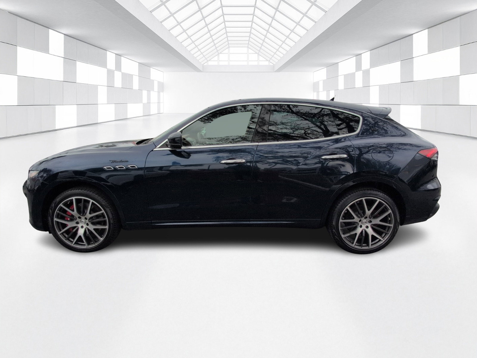 Used 2022 Maserati Levante Modena image 4