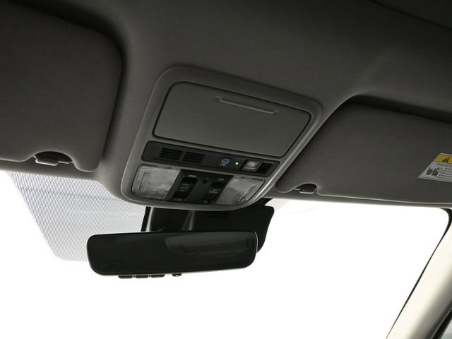 Used 2022 Honda Pilot Touring image 29