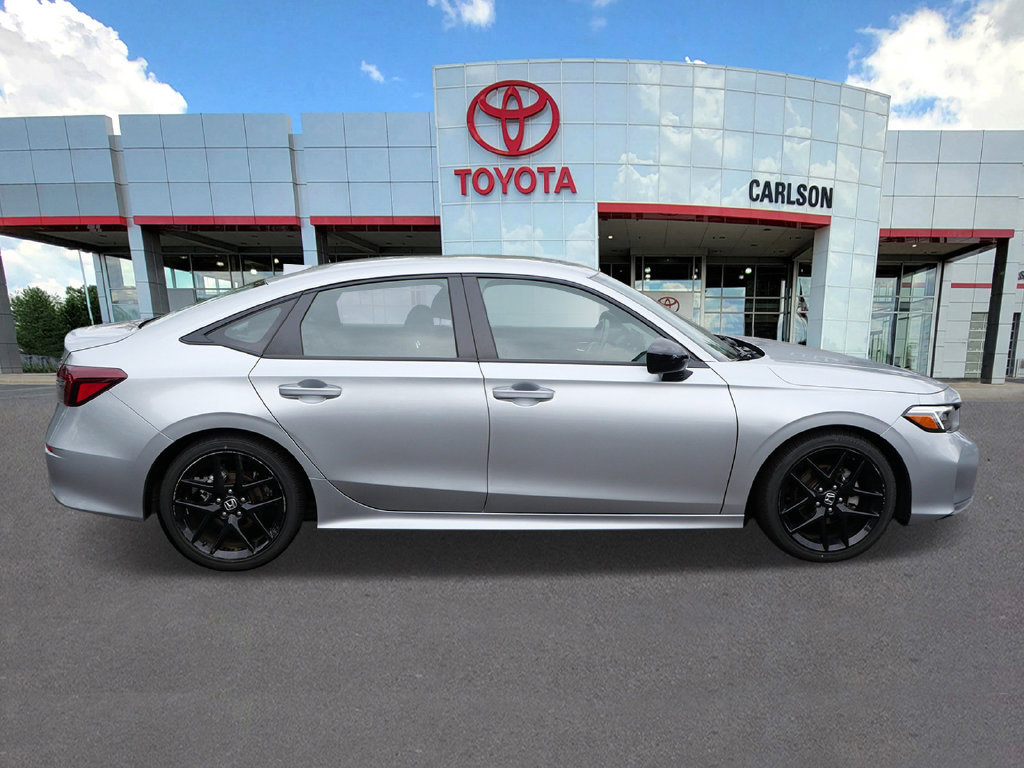 Used 2025 Honda Civic Sport image 4