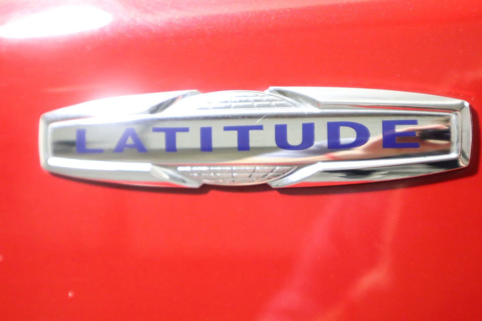 Used 2021 Jeep Compass Latitude w/ Driver Assistance Group image 16