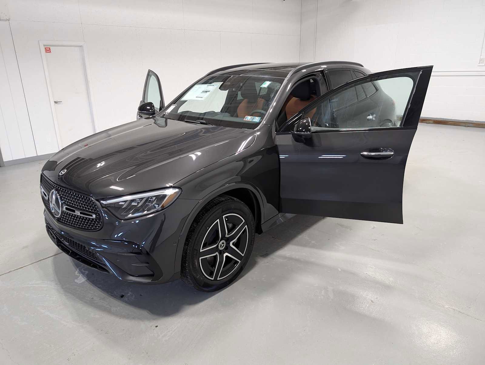 New 2026 Mercedes-Benz GLC 300 GLC 300 image 13