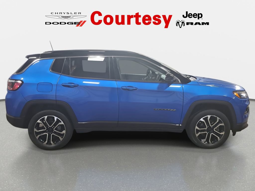 Certified 2022 Jeep Compass Limited image 4