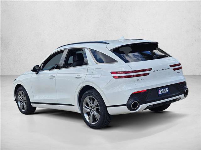 Used 2024 Genesis GV70 3.5T Sport image 8
