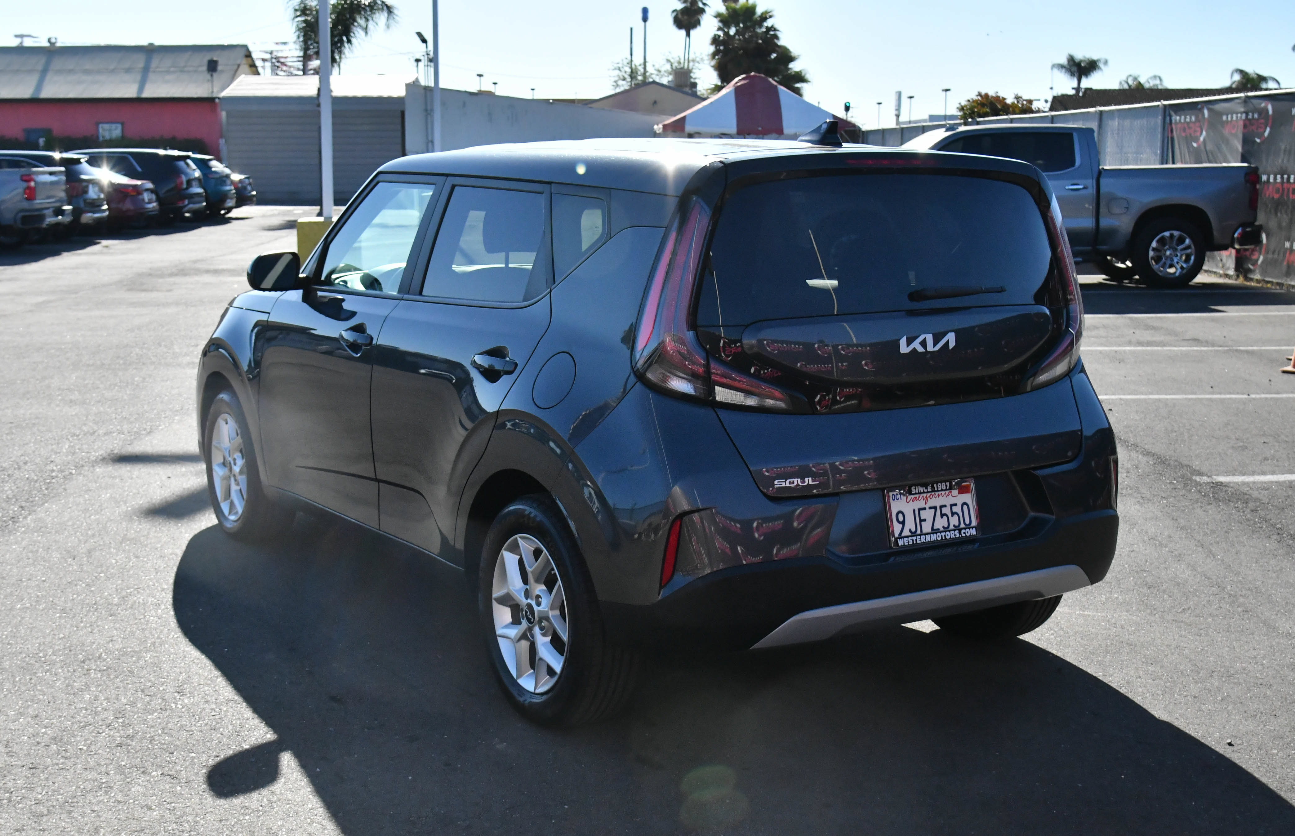 Used 2024 Kia Soul LX w/ Option Group 015 FWD image 6