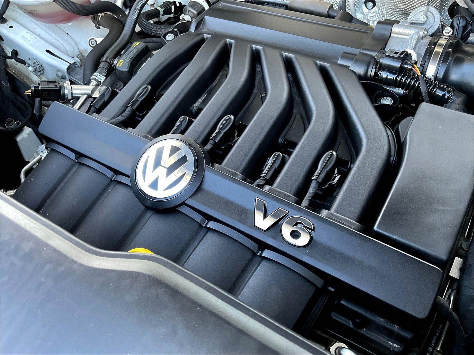 Used 2018 Volkswagen Atlas SEL Premium AWD/4WD image 35