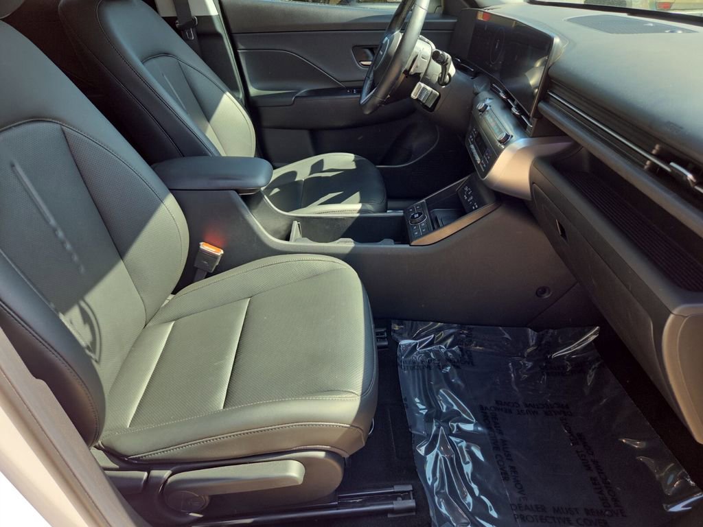 Used 2024 Hyundai Kona Limited image 19
