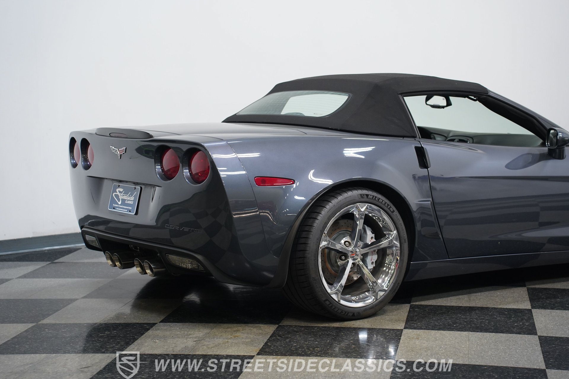 Used 2012 Chevrolet Corvette Grand Sport w/ 3LT Preferred Equipment Group RWD image 24