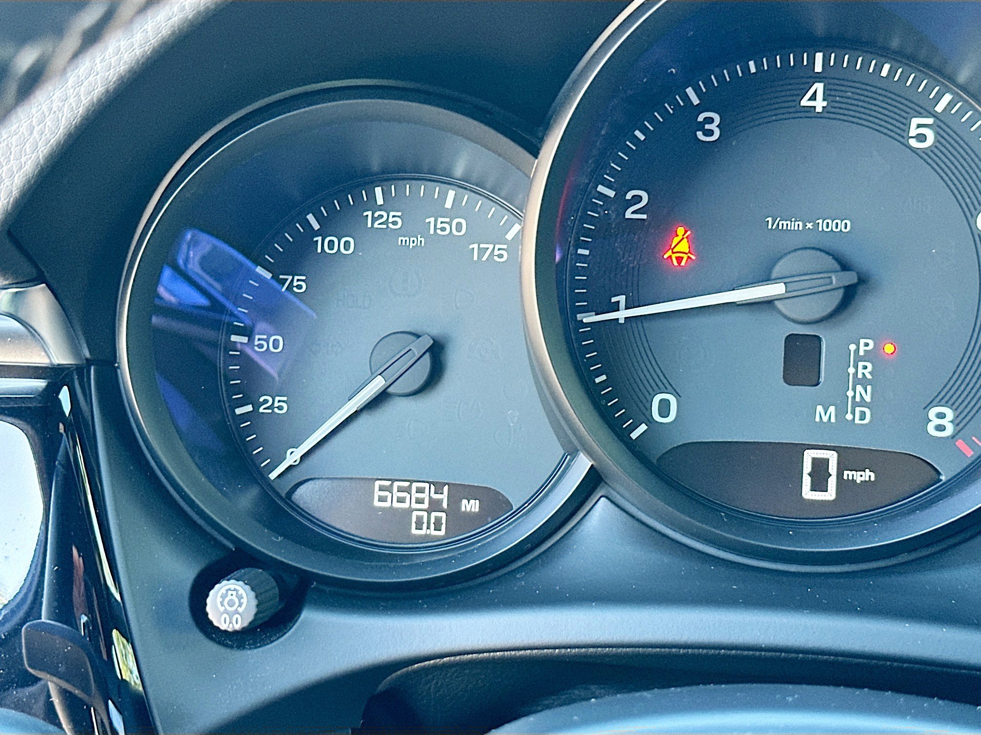 Used 2024 Porsche Macan image 12