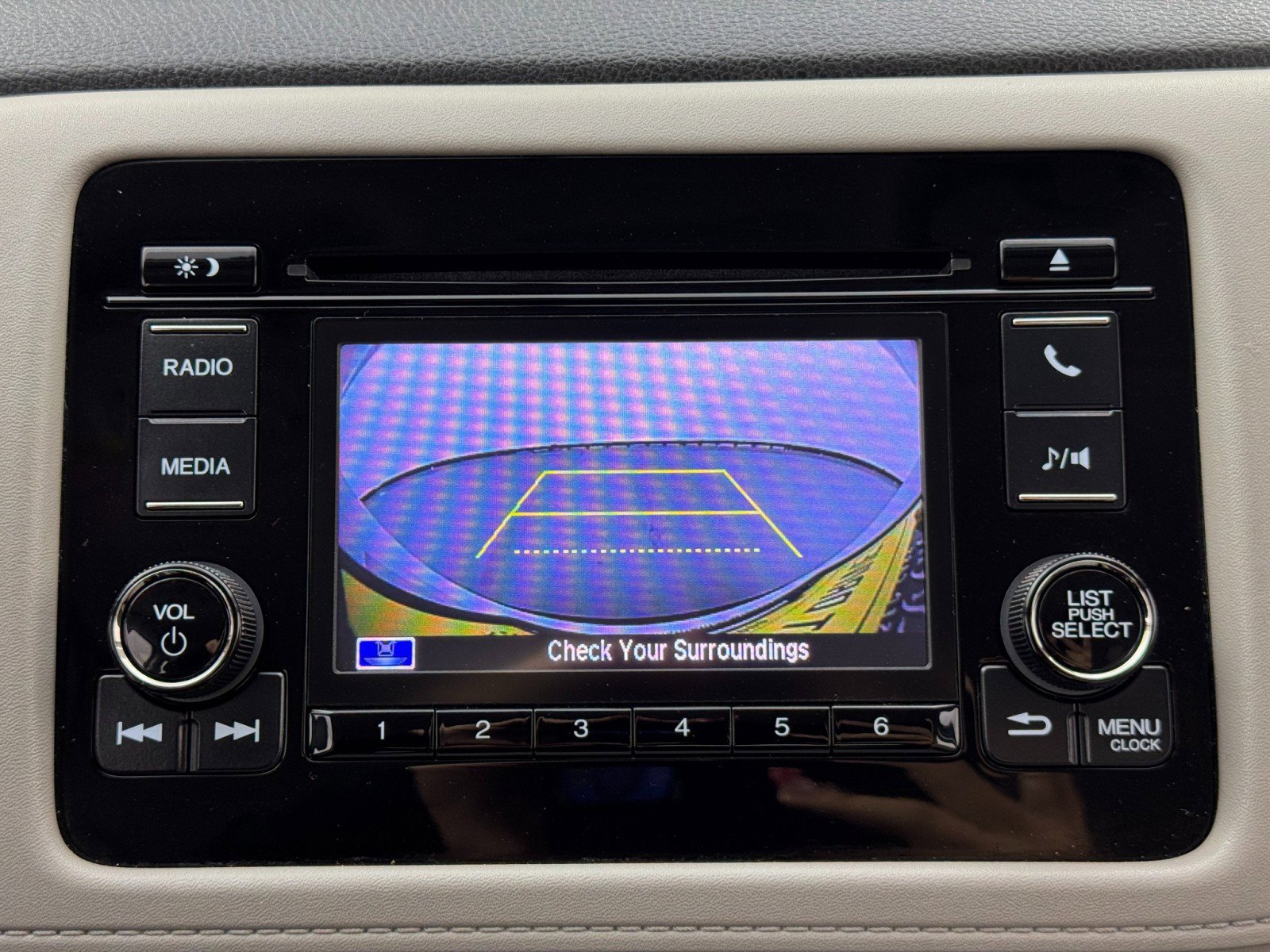 Used 2022 Honda HR-V LX image 23