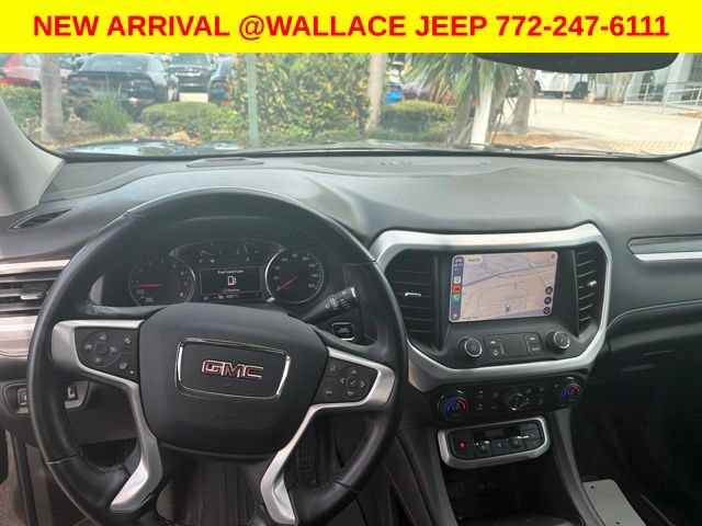 Used 2023 GMC Acadia SLT w/ Preferred Package FWD image 4