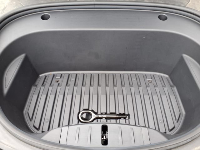 Used 2022 Tesla Model 3 Long Range AWD/4WD image 26