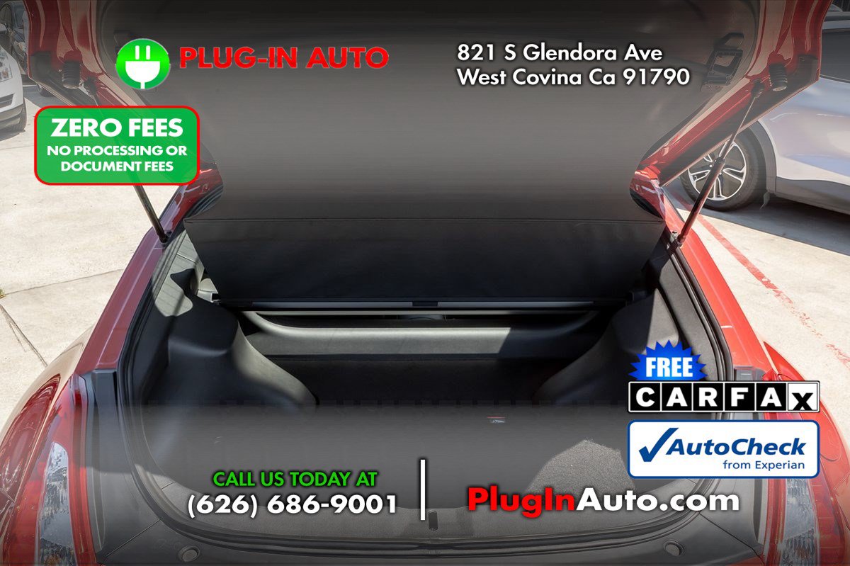 Used 2009 Nissan 370Z Touring RWD image 8
